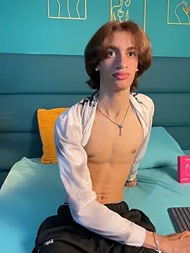 willturneer online show from June 7, 12:48 am