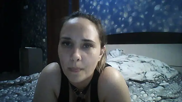 Snapshot of Alisa07qw chatting on June 3, 3:17 pm Alisa07qw online show from June 3, 3:17 pm