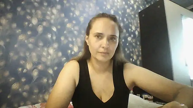 Snapshot of Alisa07qw chatting on June 23, 12:14 pm Alisa07qw online show from June 23, 12:14 pm