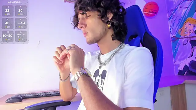 Skinny Mac online show from April 27, 10:41 pm