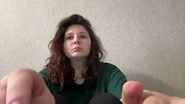 Emmiebutwihu online show from March 29, 4:01 am