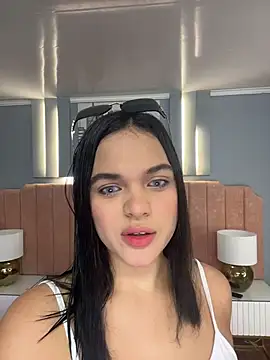 Bella-Ferrer online show from March 29, 2:39 pm