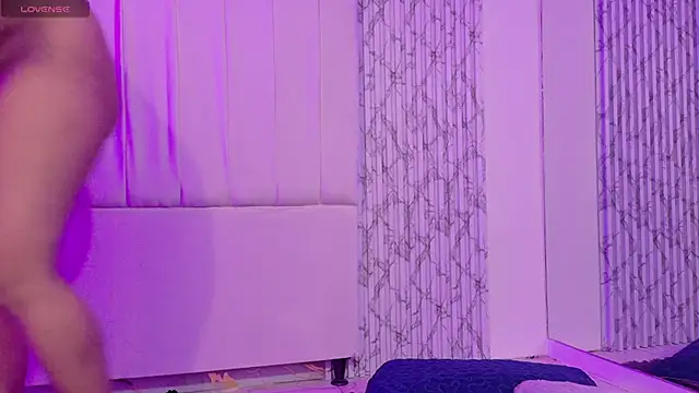Snapshot of LorenaDuval chatting on June 11, 7:12 pm LorenaDuval online show from June 11, 7:12 pm