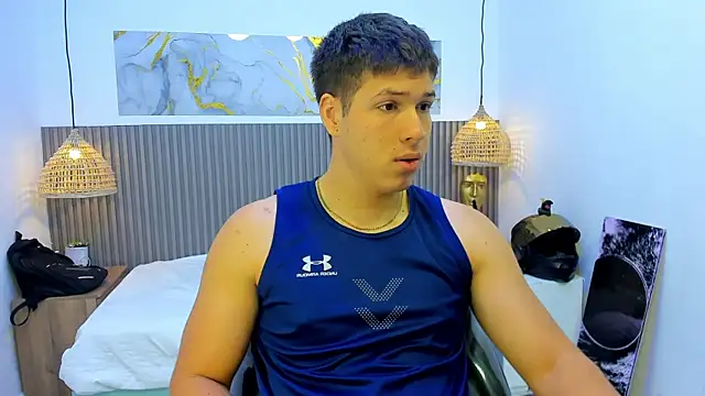 Snapshot of AlessandroFranco chatting on August 3, 12:32 pm AlessandroFranco online show from August 3, 12:32 pm