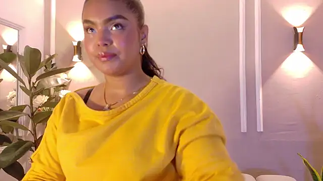 Snapshot of ZoeyMonroe_ chatting on July 24, 3:04 am ZoeyMonroe online show from July 24, 3:04 am