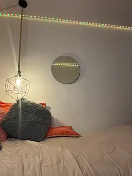 zoe  baker online show from April 25, 2:25 pm