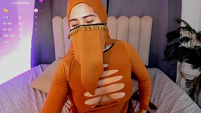 bahiya aziz online show from April 22, 1:56 pm