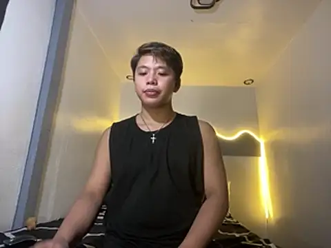 Snapshot of urasianrey chatting on June 2, 11:01 am urasianrey online show from June 2, 11:01 am