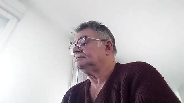 oura online show from April 22, 5:43 am