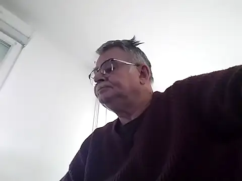 oura online show from April 23, 6:03 am