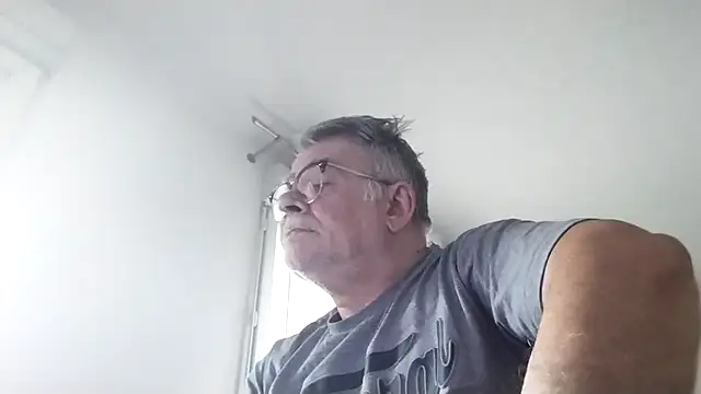 oura online show from April 27, 5:49 am