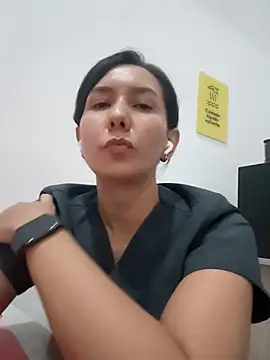 valeryvilla online show from March 13, 12:39 am