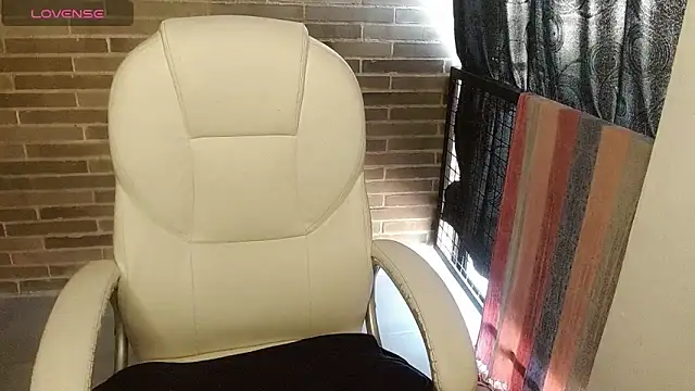 sweet-little online show from April 22, 12:07 pm