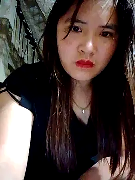 Snapshot of YAONIKUTE chatting on April 18, 10:10 pm YAONIKUTE online show from April 18, 10:10 pm