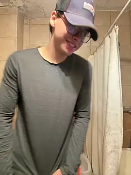 jossmacsi online show from April 12, 4:56 pm