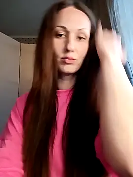 LunaCrystall online show from April 2, 4:04 pm