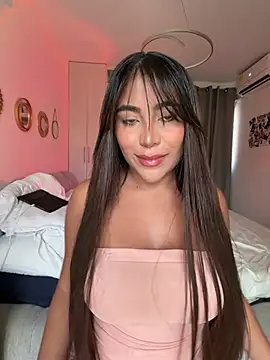 Snapshot of SaraValentina11 chatting on March 22, 5:16 pm SaraValentina11 online show from March 22, 5:16 pm