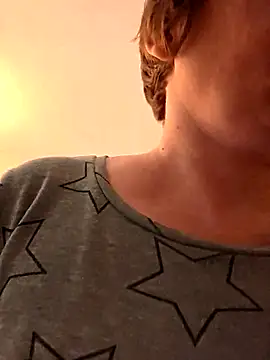  LOLA-LOLA  online show from April 5, 9:06 am