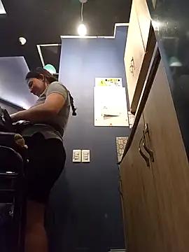 Snapshot of Zalim_Xxx chatting on April 26, 9:56 pm Zalim Xxx online show from April 26, 9:56 pm
