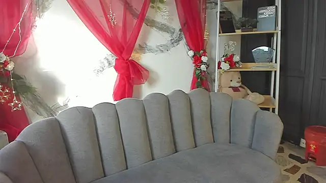 AphroditeSweett online show from April 16, 9:39 pm