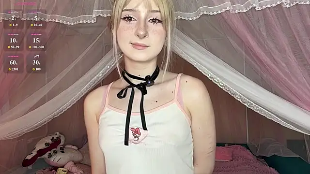 Snapshot of OnlyEva1 chatting on July 13, 9:23 am OnlyEva1 online show from July 13, 9:23 am
