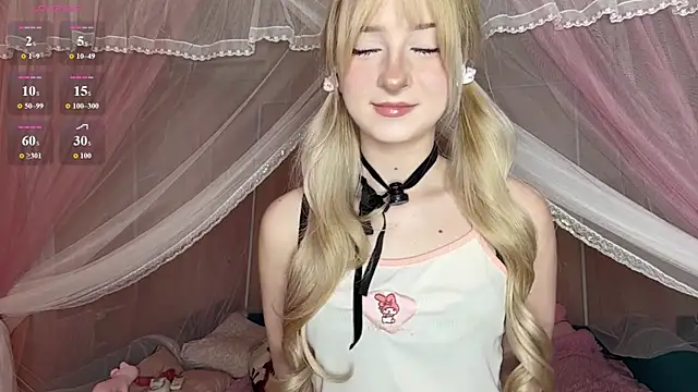 Snapshot of OnlyEva1 chatting on July 18, 9:24 am OnlyEva1 online show from July 18, 9:24 am