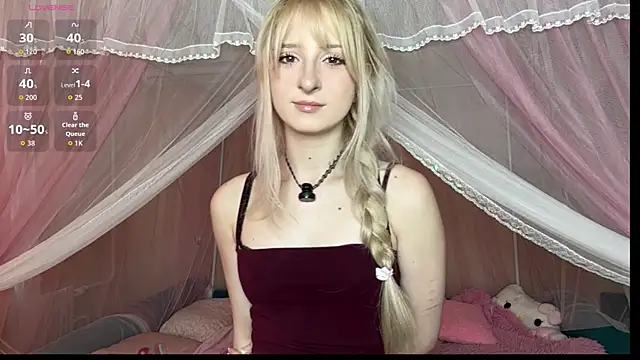 Snapshot of OnlyEva1 chatting on July 25, 11:19 am OnlyEva1 online show from July 25, 11:19 am