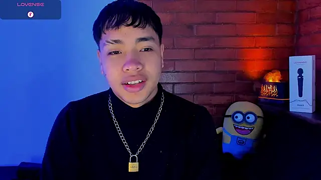 Lee Colee online show from April 18, 12:42 pm