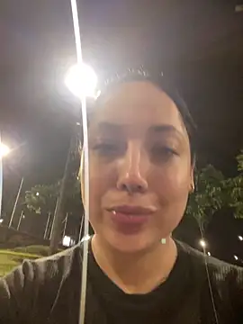 Snapshot of valery_cam0 chatting on March 17, 4:06 am valery cam0 online show from March 17, 4:06 am