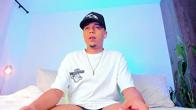 Randdy 333 online show from April 15, 5:58 am