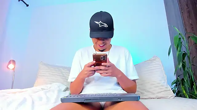 Randdy 333 online show from April 23, 6:25 am