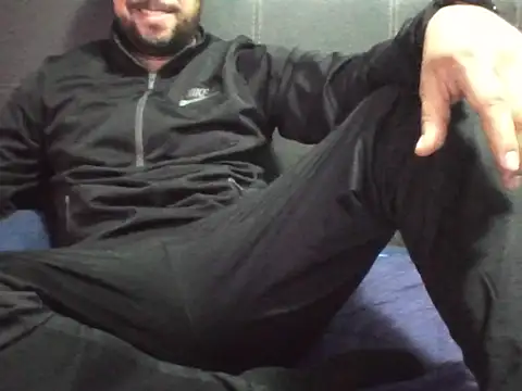 Sergiomachine69 online show from May 6, 5:14 am