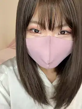 Snapshot of ichigonoiichan chatting on April 6, 12:08 am ichigonoiichan online show from April 6, 12:08 am