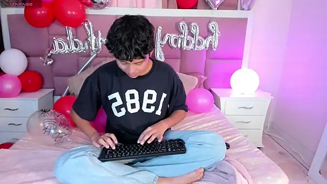 chico medusa online show from April 25, 8:39 pm