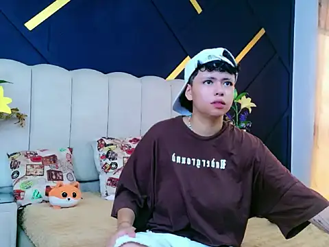 NikiEvanz online show from April 21, 6:44 pm