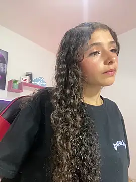 LINDA EF online show from March 13, 7:42 pm