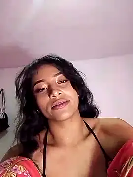 Snapshot of KattyBerryX chatting on August 7, 9:28 pm KattyBerryX online show from August 7, 9:28 pm