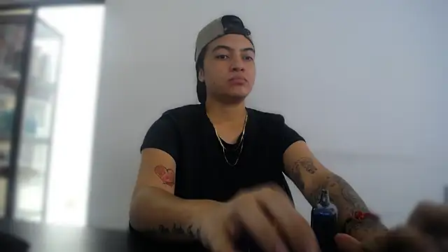 Snapshot of May-ana chatting on March 11, 9:21 pm May-ana online show from March 11, 9:21 pm