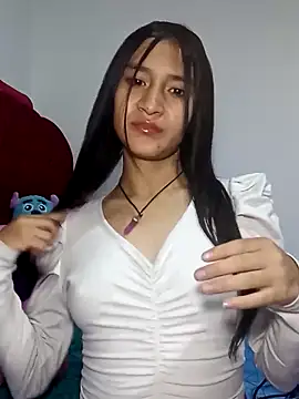 KarolaMendez online show from April 24, 3:14 pm