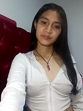 KarolaMendez online show from April 25, 3:20 am