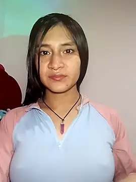 Snapshot of KarolaMendez chatting on July 15, 9:42 pm KarolaMendez online show from July 15, 9:42 pm