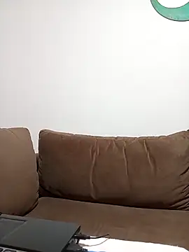 Snapshot of Matiasadventurexxx chatting on March 20, 11:26 am Matiasadventurexxx online show from March 20, 11:26 am