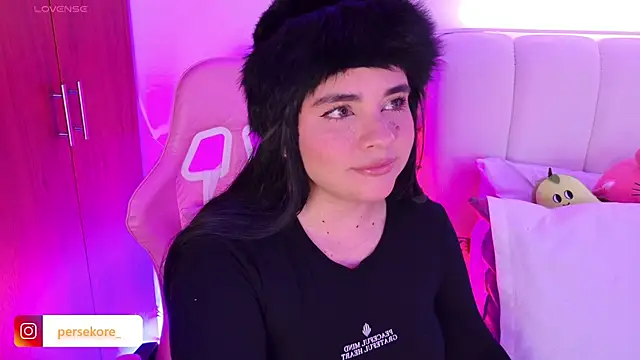 its persy online show from March 21, 9:40 pm