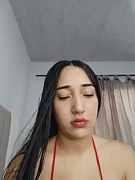 Snapshot of isabellaHill2 chatting on July 1, 5:02 pm isabellaHill2 online show from July 1, 5:02 pm