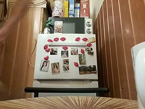 Ewelin7204 online show from March 14, 7:36 am