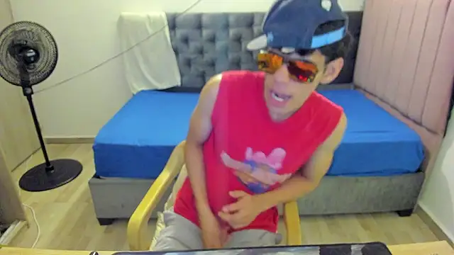 Josy 11 online show from March 16, 11:20 pm