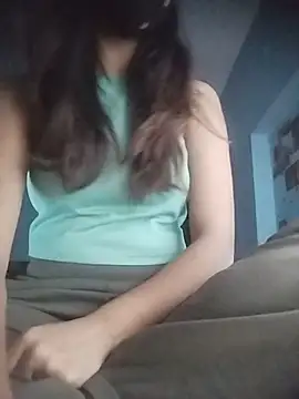 Snapshot of Tasty_Cherry chatting on July 18, 9:18 pm Tasty Cherry online show from July 18, 9:18 pm