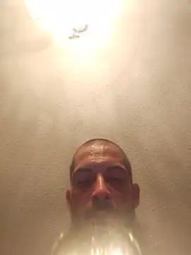 Snapshot of Mithras0206 chatting on June 19, 5:34 am Mithras0206 online show from June 19, 5:34 am