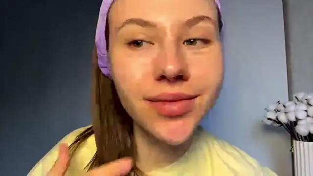 LeglessLoge online show from March 14, 4:07 am