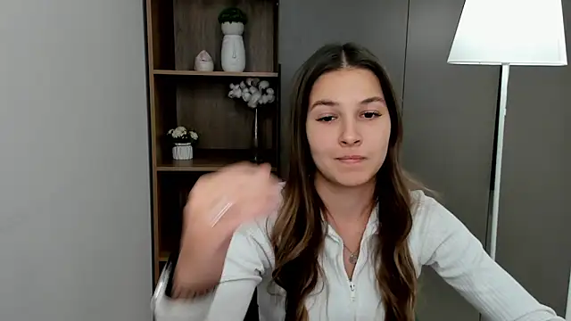 Snapshot of RobbieGarding chatting on March 16, 4:18 am RobbieGarding online show from March 16, 4:18 am